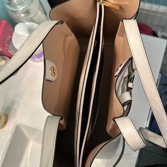 MICHAEL KORS BAG - Picture 3 of 6